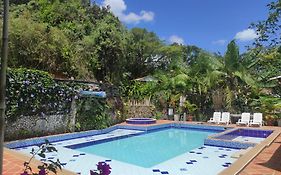 Sendero del Rio Finca Hotel
